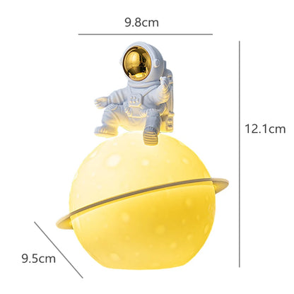 Astronaut Moon Night Light - Creative Planet Lamp for Home Decoration & Kids' Gifts